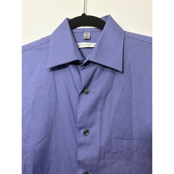 Geoffrey Beene Mens‎ Wrinkle-Free Size Small 14 1/2 32/33 Lavender Button Up - Picture 3 of 6
